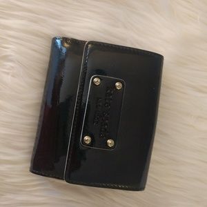 ✔️SOLD Kate Spade leather wallet